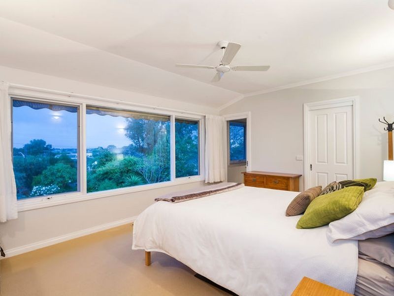 34 Wallington Road, Ocean Grove VIC 3226