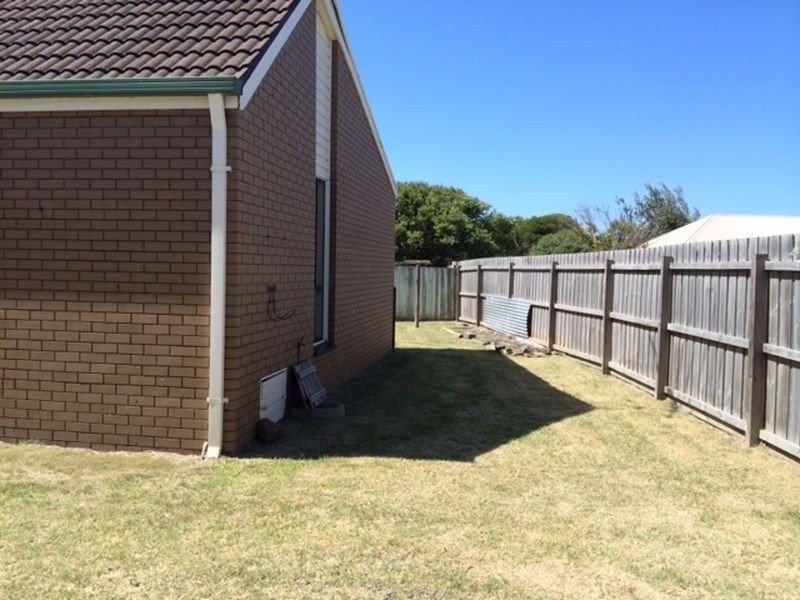 8 Bowra Court, Ocean Grove VIC 3226