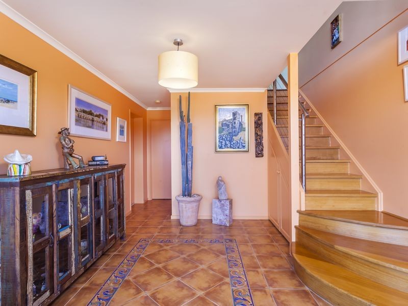 17 Riviera Crescent, Ocean Grove VIC 3226