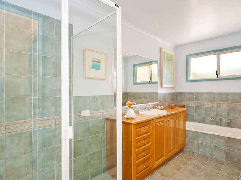 17 Riviera Crescent, Ocean Grove VIC 3226