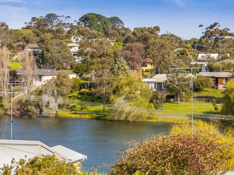 17 Riviera Crescent, Ocean Grove VIC 3226