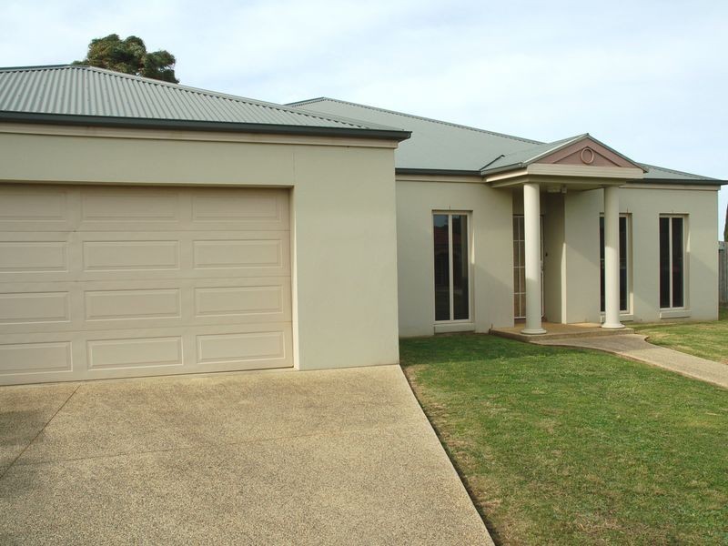 52 Kingston Downs Drive, Ocean Grove VIC 3226
