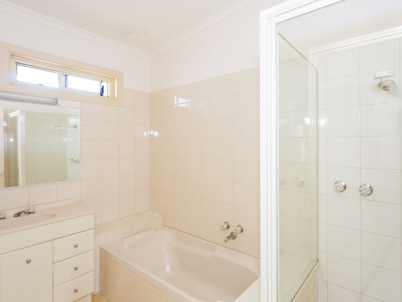 38 Lake Avenue, Ocean Grove VIC 3226