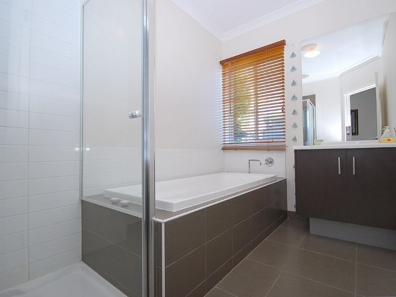 8 Aquilae Street, Ocean Grove VIC 3226