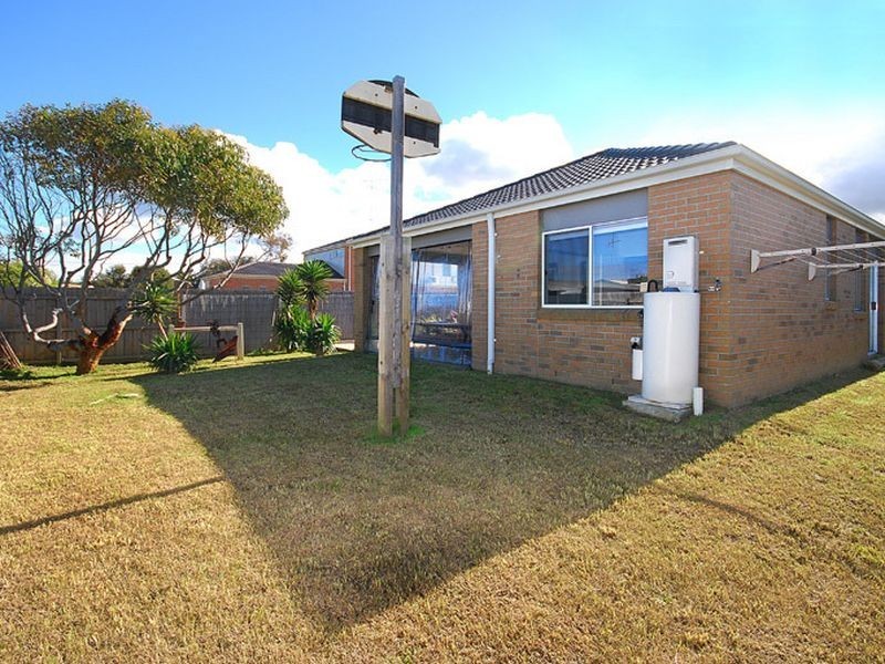 8 Aquilae Street, Ocean Grove VIC 3226