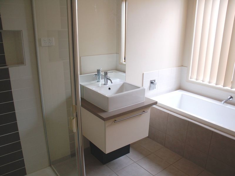 17 Curzon Drive, Ocean Grove VIC 3226