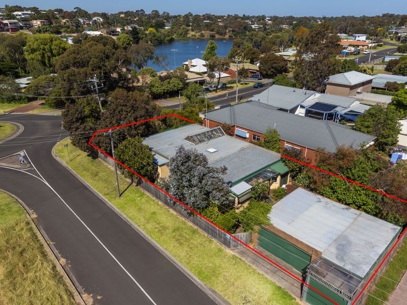 48 Lake Avenue, Ocean Grove VIC 3226