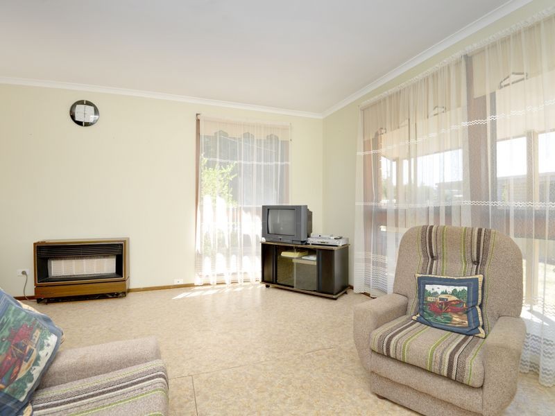 24 Aries Crescent, Ocean Grove VIC 3226