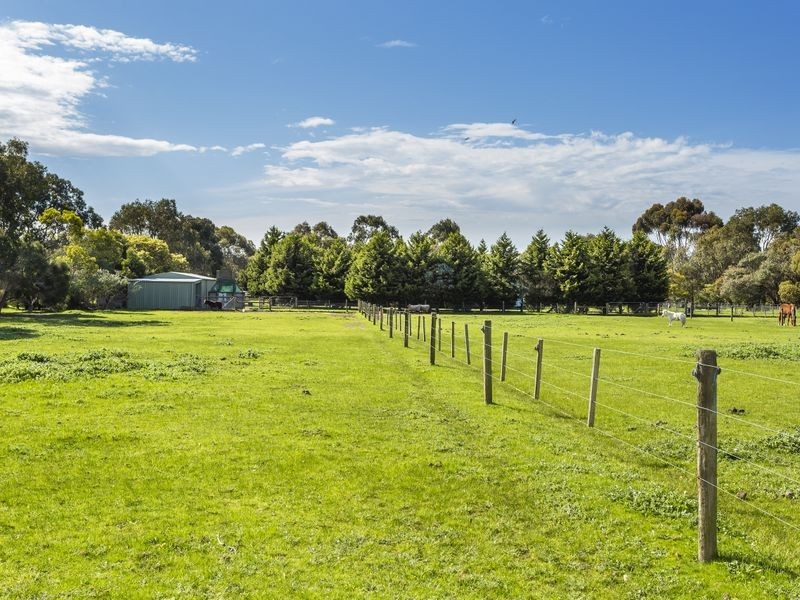 210 Rhinds Road, Wallington VIC 3221