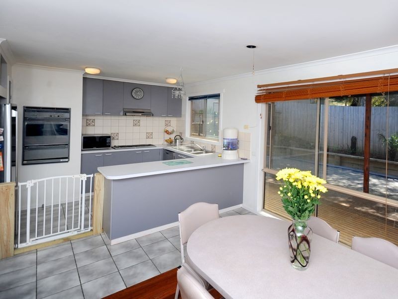 30 Fraser Crescent, Ocean Grove VIC 3226