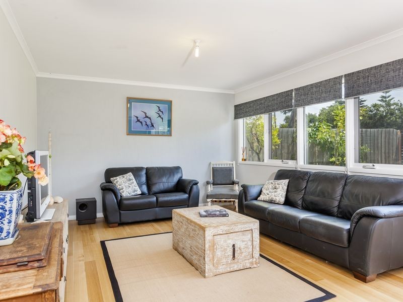 4 Wallington Road, Ocean Grove VIC 3226