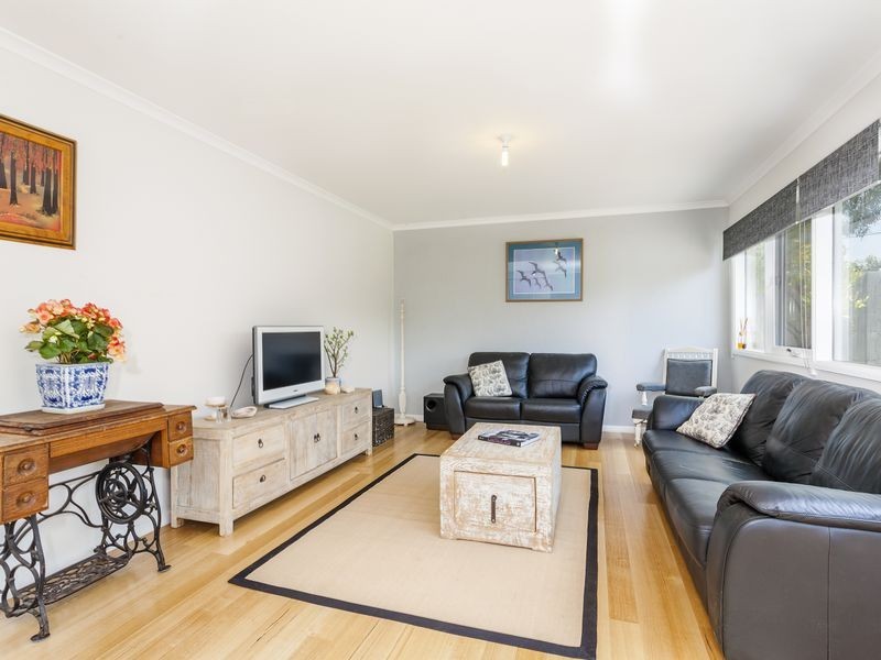 4 Wallington Road, Ocean Grove VIC 3226