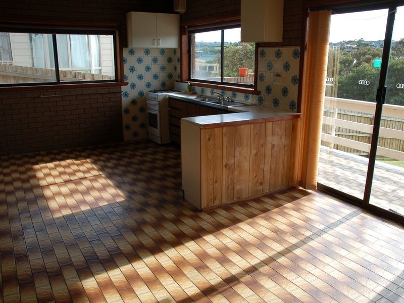 61 Ocean Throughway, Ocean Grove VIC 3226