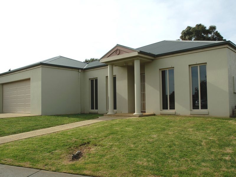 52 Kingston Downs Drive, Ocean Grove VIC 3226