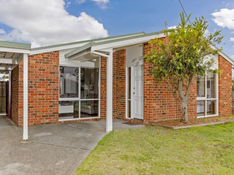 18 Roditis Drive, Ocean Grove VIC 3226