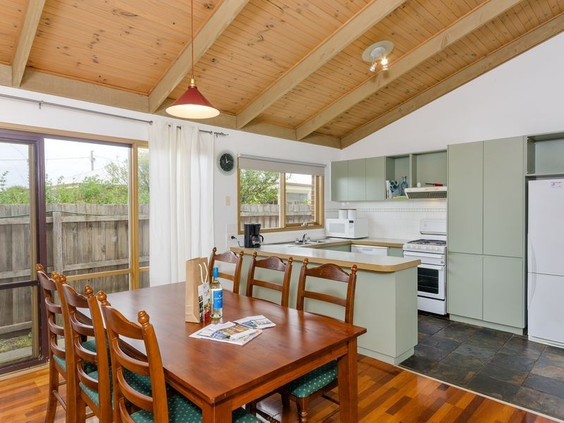 18 Roditis Drive, Ocean Grove VIC 3226