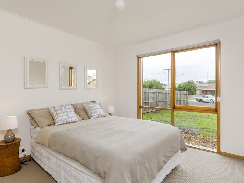 18 Roditis Drive, Ocean Grove VIC 3226