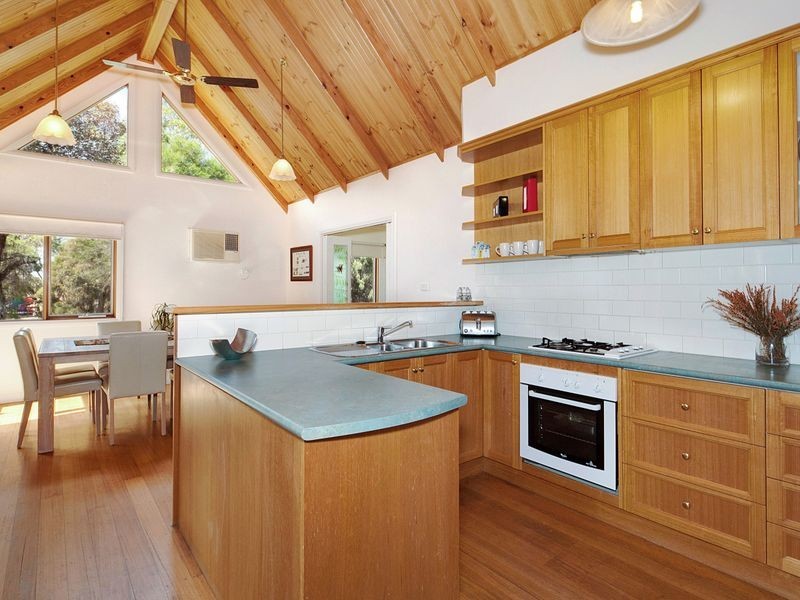 81 Bonnyvale Road, Ocean Grove VIC 3226