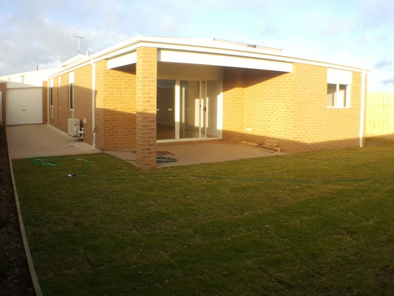 3 Bertha Way, Ocean Grove VIC 3226