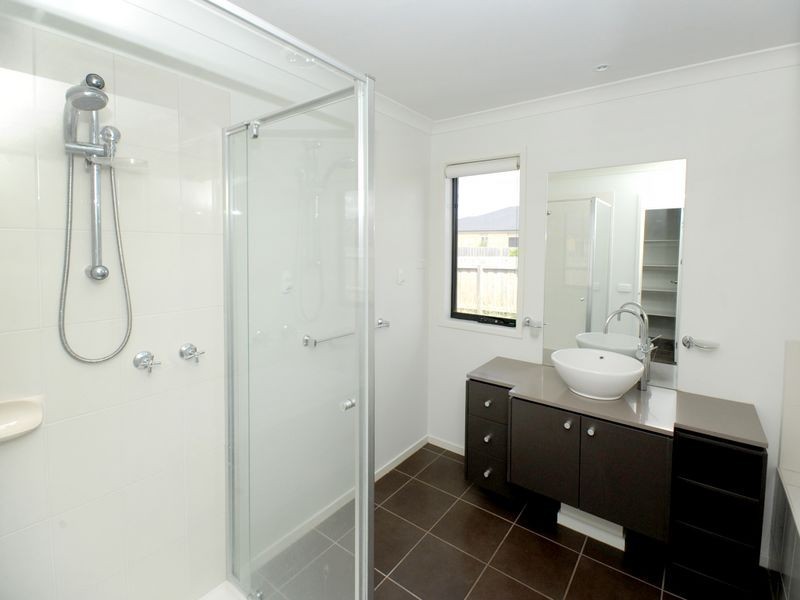 2-4 Amberwood Way, Ocean Grove VIC 3226