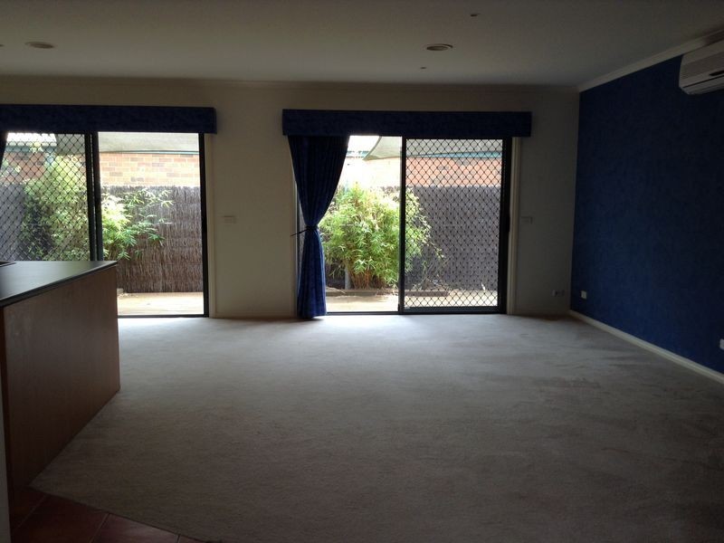 2/105 Sunset Strip, Ocean Grove VIC 3226