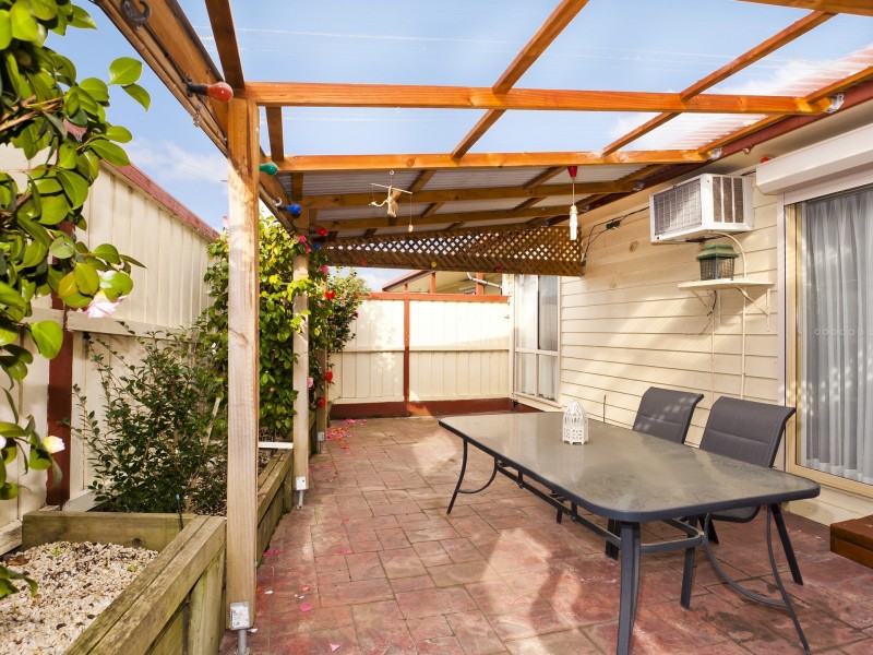 8 Somerdale Avenue, Ocean Grove VIC 3226