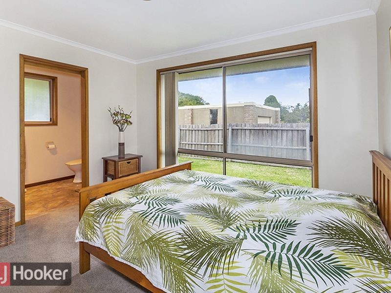 27 Somerdale Avenue, Ocean Grove VIC 3226