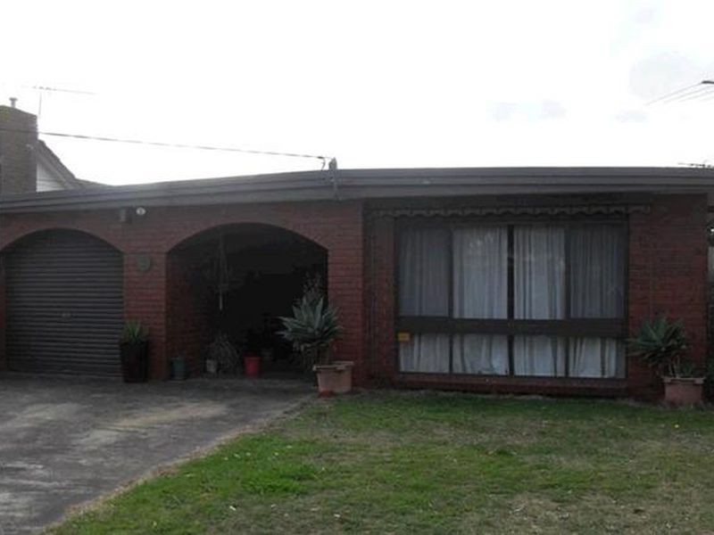 4 Lowe Street, Ocean Grove VIC 3226