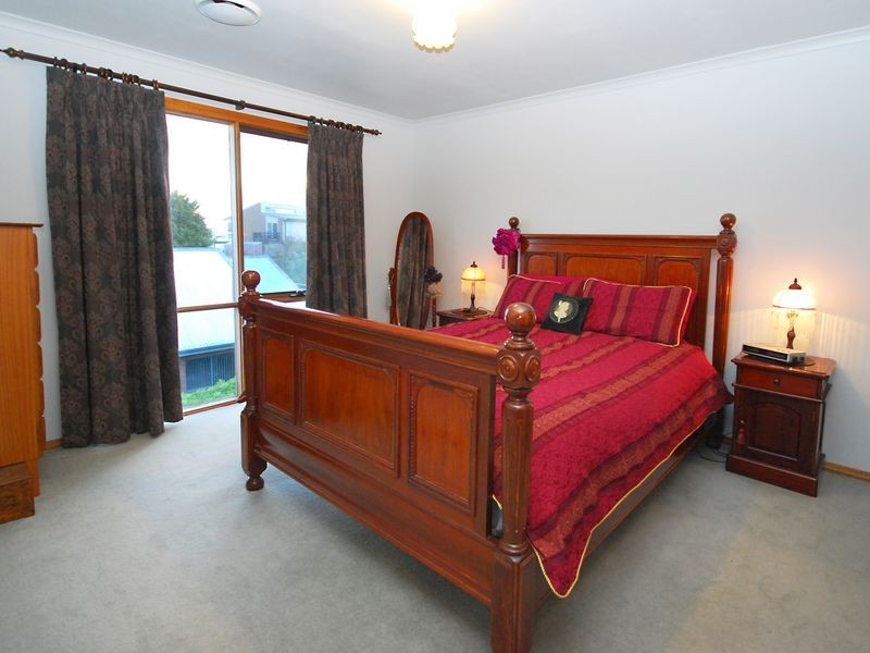 16 Bonnyvale Road, Ocean Grove VIC 3226