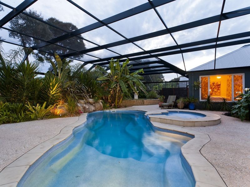 13 Araluen Court, Barwon Heads VIC 3227