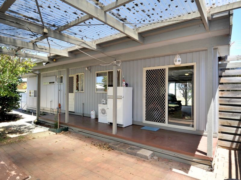 11 Mouchemore Avenue, St Leonards VIC 3223
