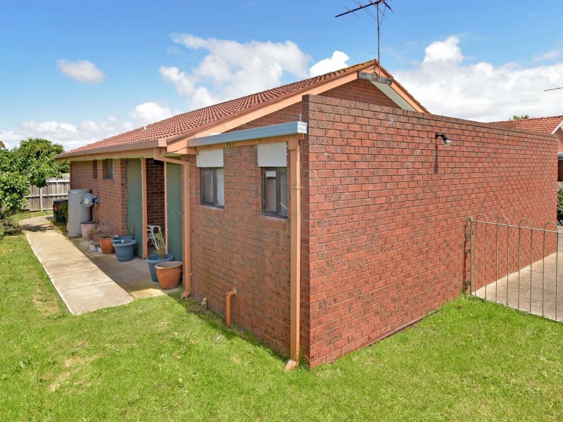 Unit 3/1318 Murradoc Road, St Leonards VIC 3223
