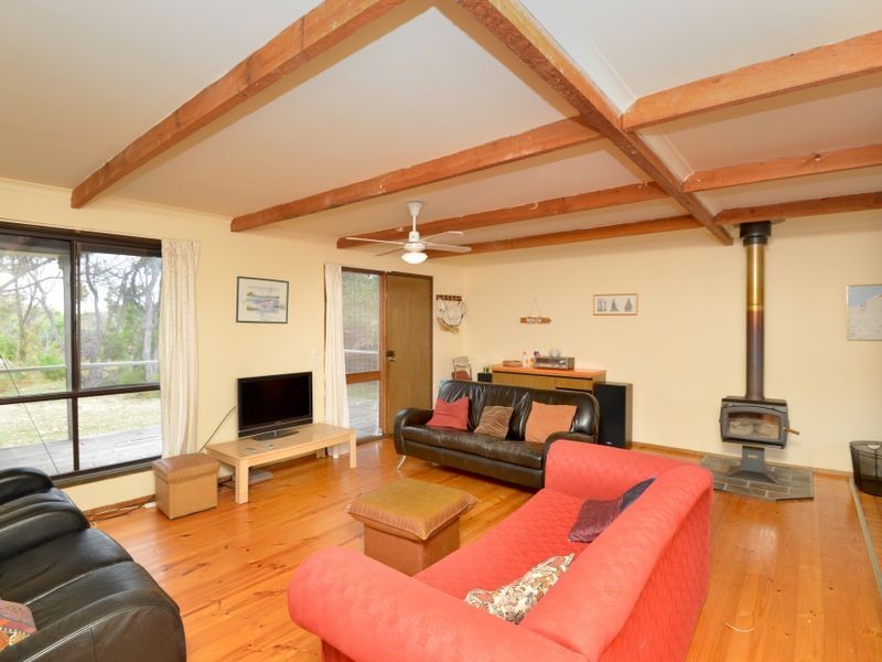 19 Dossetor Road, St Leonards VIC 3223