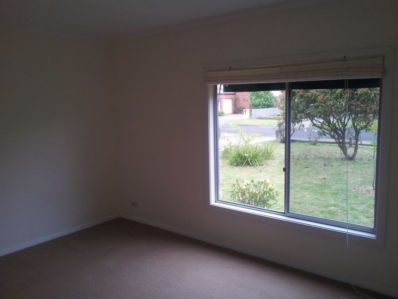 10 Narvik Avenue, St Leonards VIC 3223