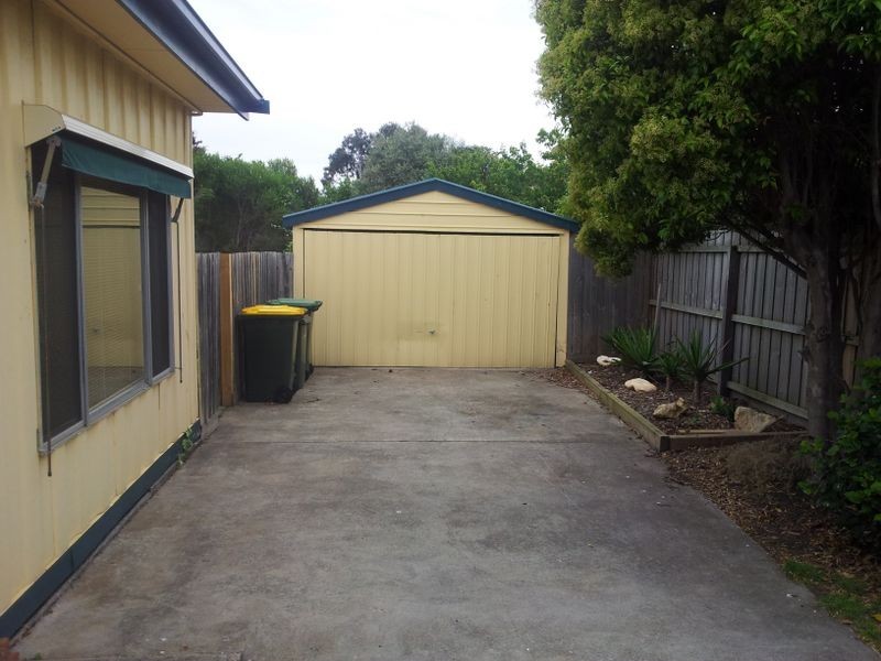 10 Narvik Avenue, St Leonards VIC 3223