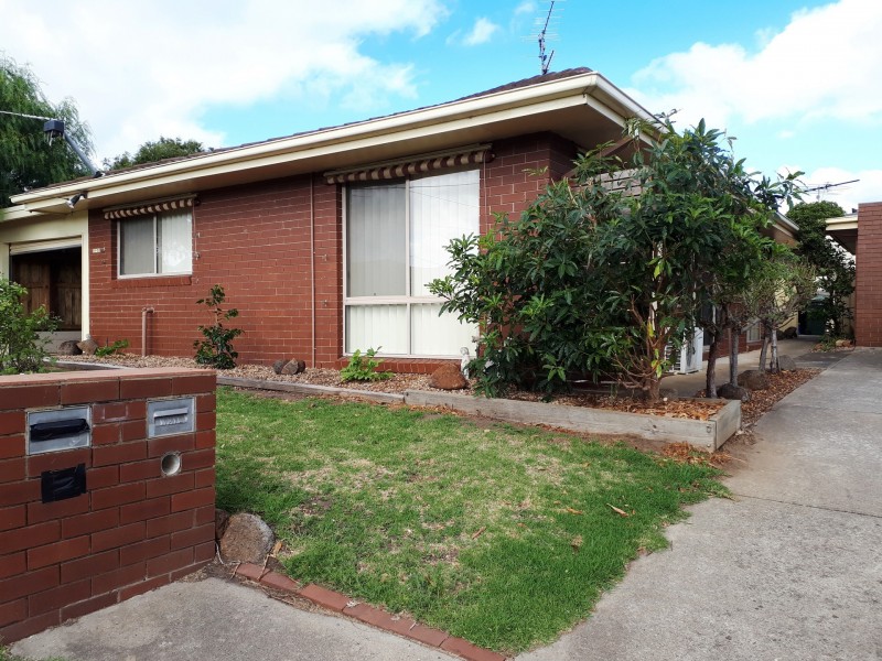 Unit 1/10 Almerta Avenue, Clifton Springs VIC 3222