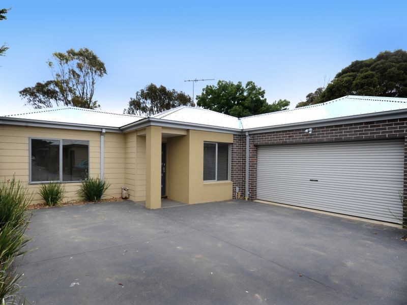 3/2 Edith Court, St Leonards VIC 3223