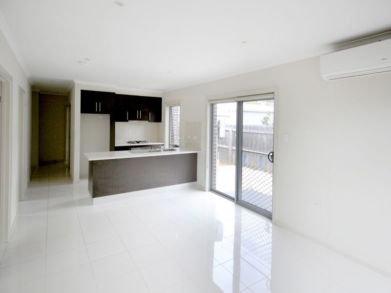 3/2 Edith Court, St Leonards VIC 3223