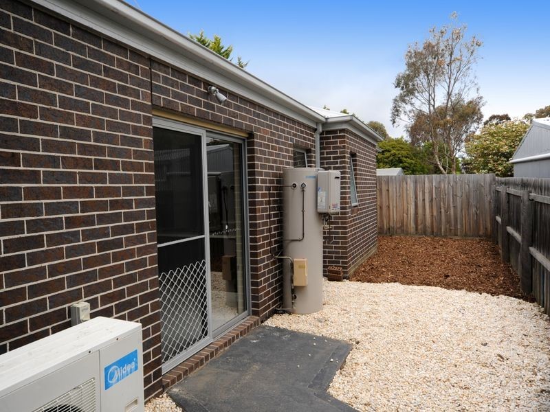 3/2 Edith Court, St Leonards VIC 3223
