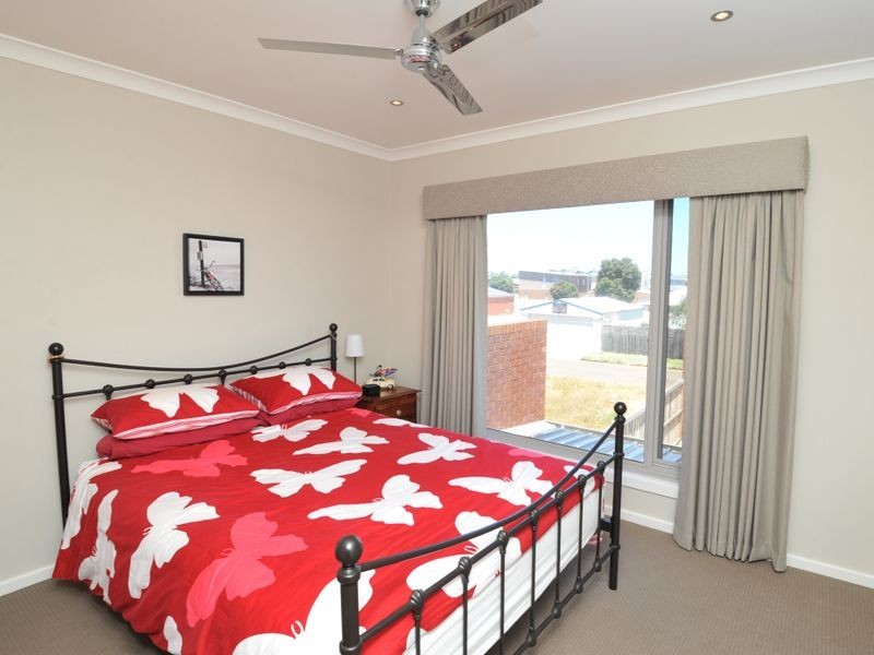 54a Leviens Road, St Leonards VIC 3223