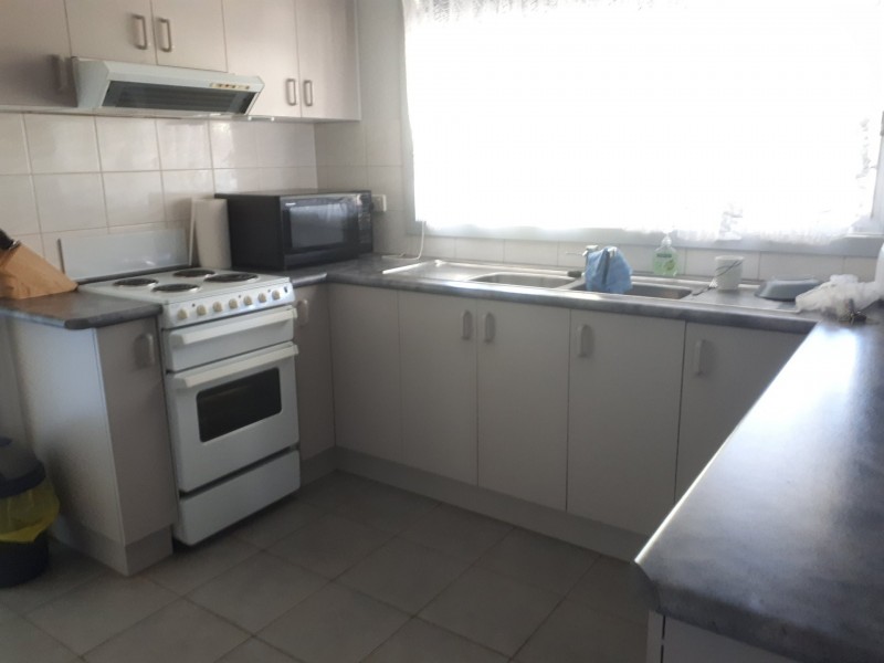 16 Mouchemore Avenue, St Leonards VIC 3223