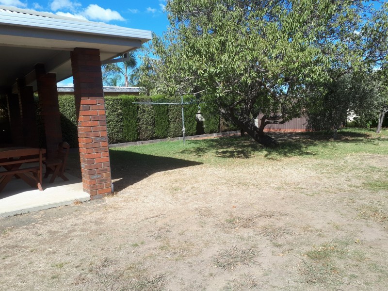 16 Mouchemore Avenue, St Leonards VIC 3223