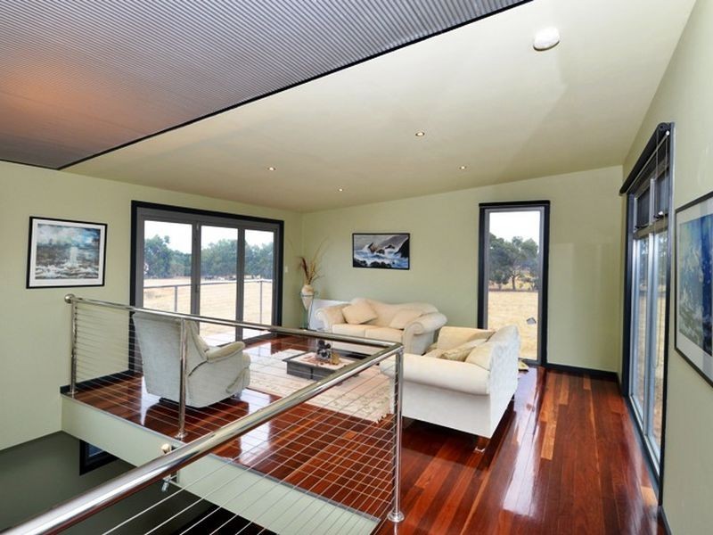 4 Spinnaker Drive, St Leonards VIC 3223