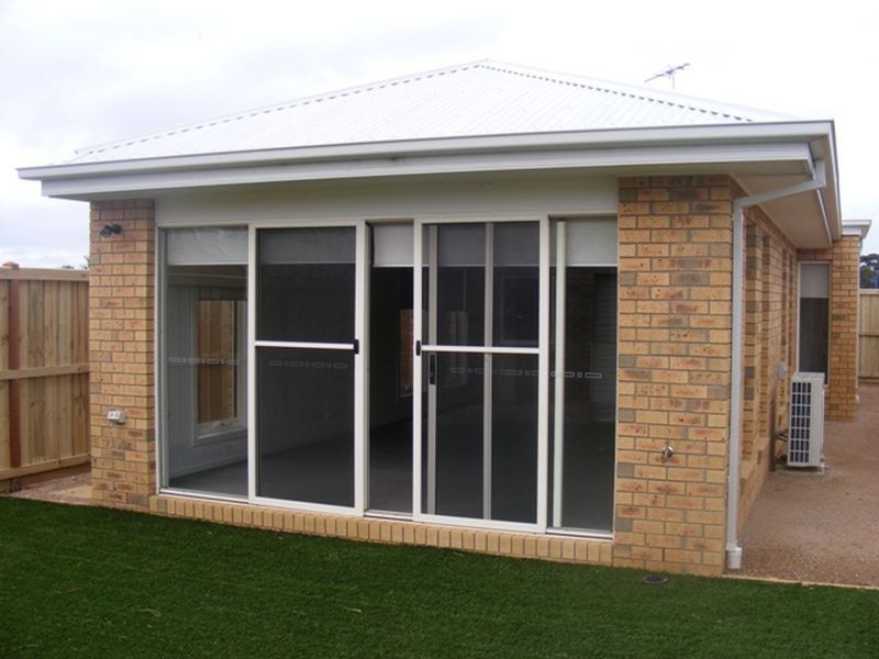 10 Seacrest Walk, St Leonards VIC 3223