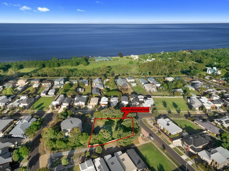 40-42 Mainsail Drive, St Leonards VIC 3223
