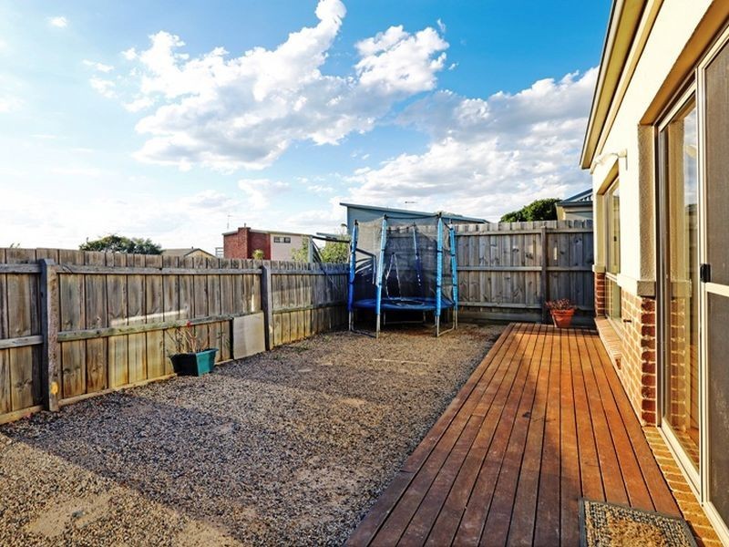 1/3 Welfare Street, Portarlington VIC 3223