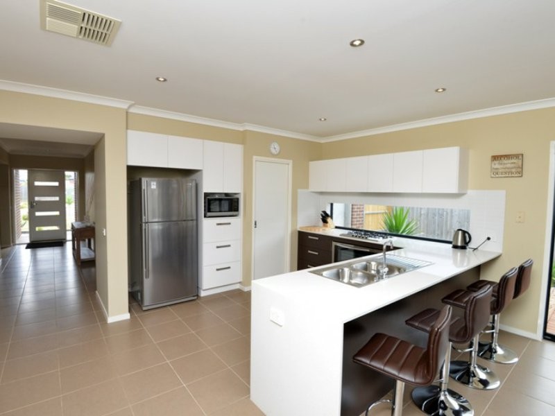 3 Dune Street, St Leonards VIC 3223
