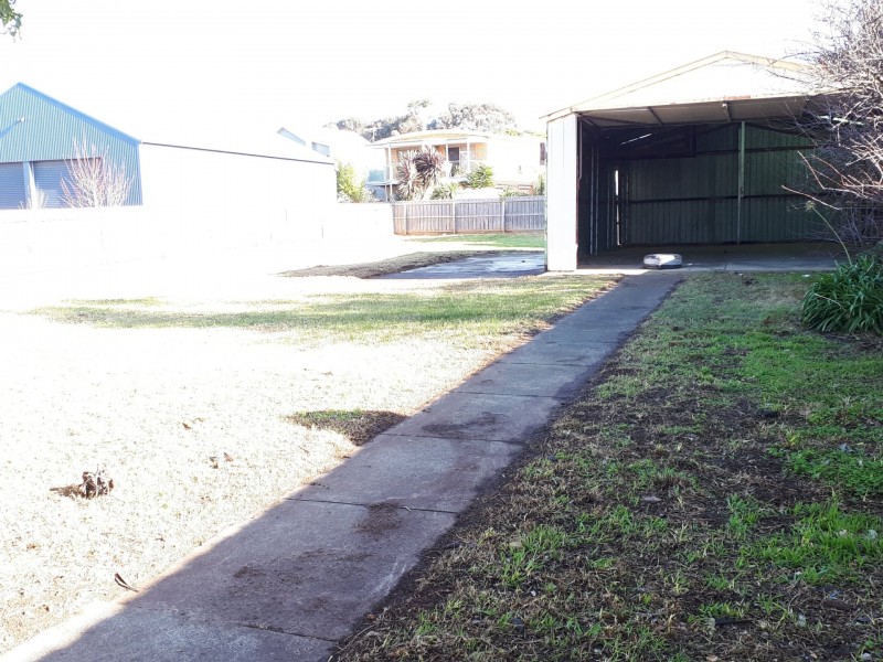 104 Bluff Road, St Leonards VIC 3223