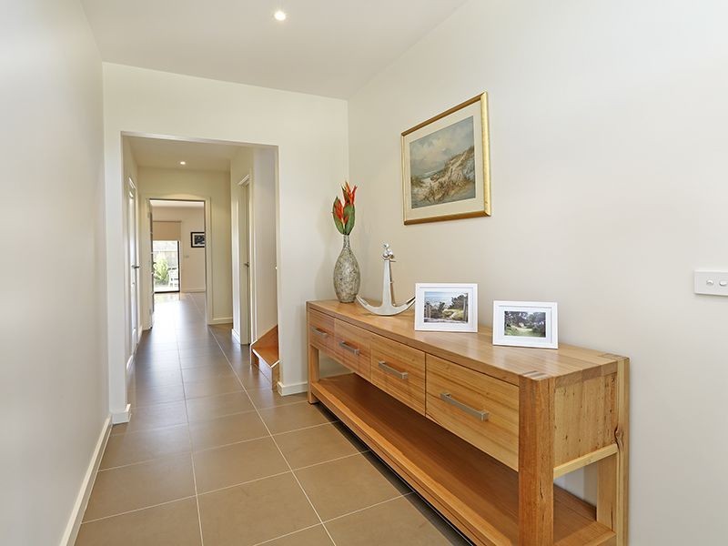 50 Clyde Avenue, St Leonards VIC 3223