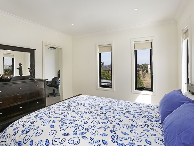 50 Clyde Avenue, St Leonards VIC 3223